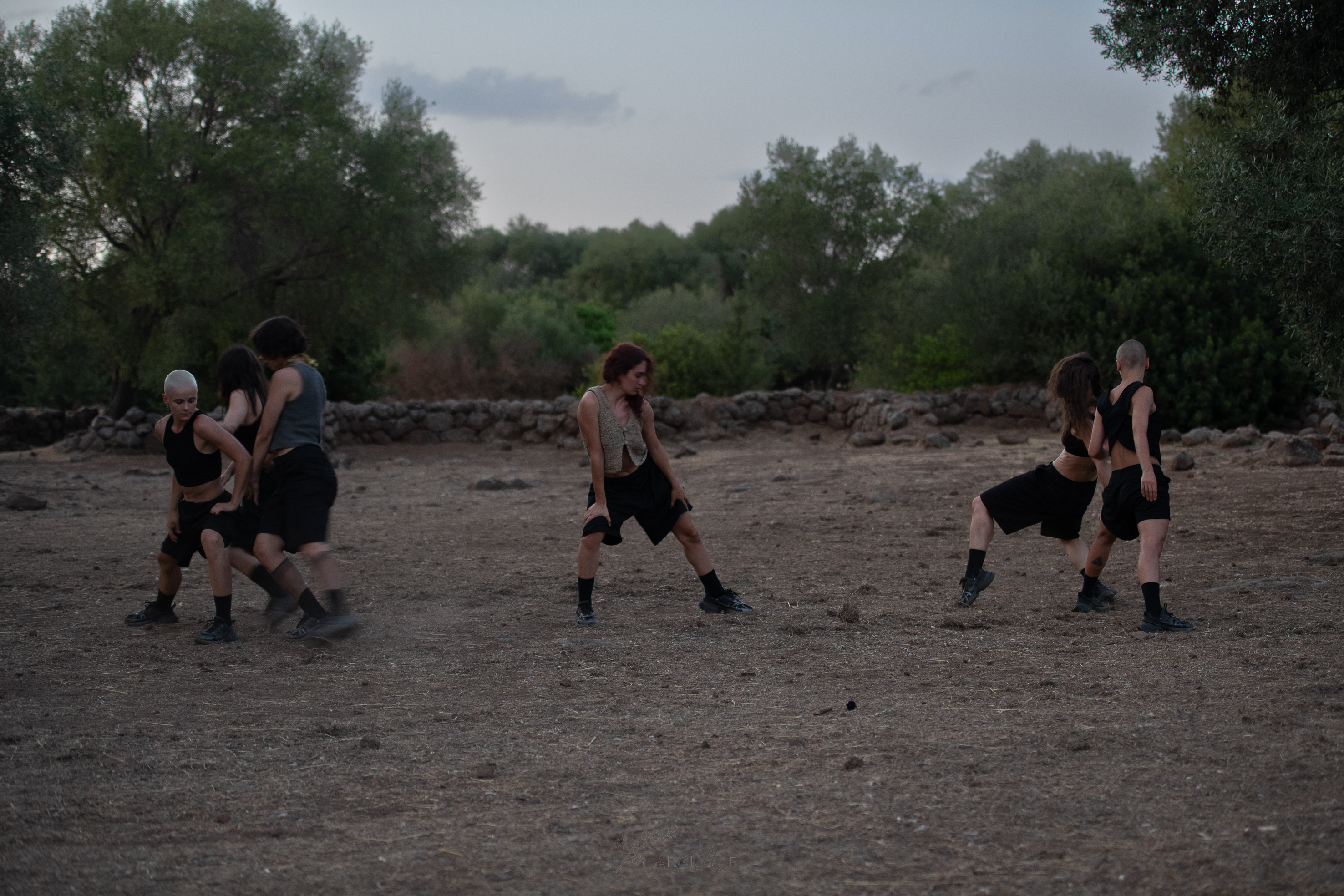 Santa Cristina | Brontë Poiré-Prest, Châtelaine Côté-Rioux, Myriam Arseneault Campbell, Giulia Cannas, Rachele Montis et Nunzia Picciallo. © Laura Farneti for Fuorimargine