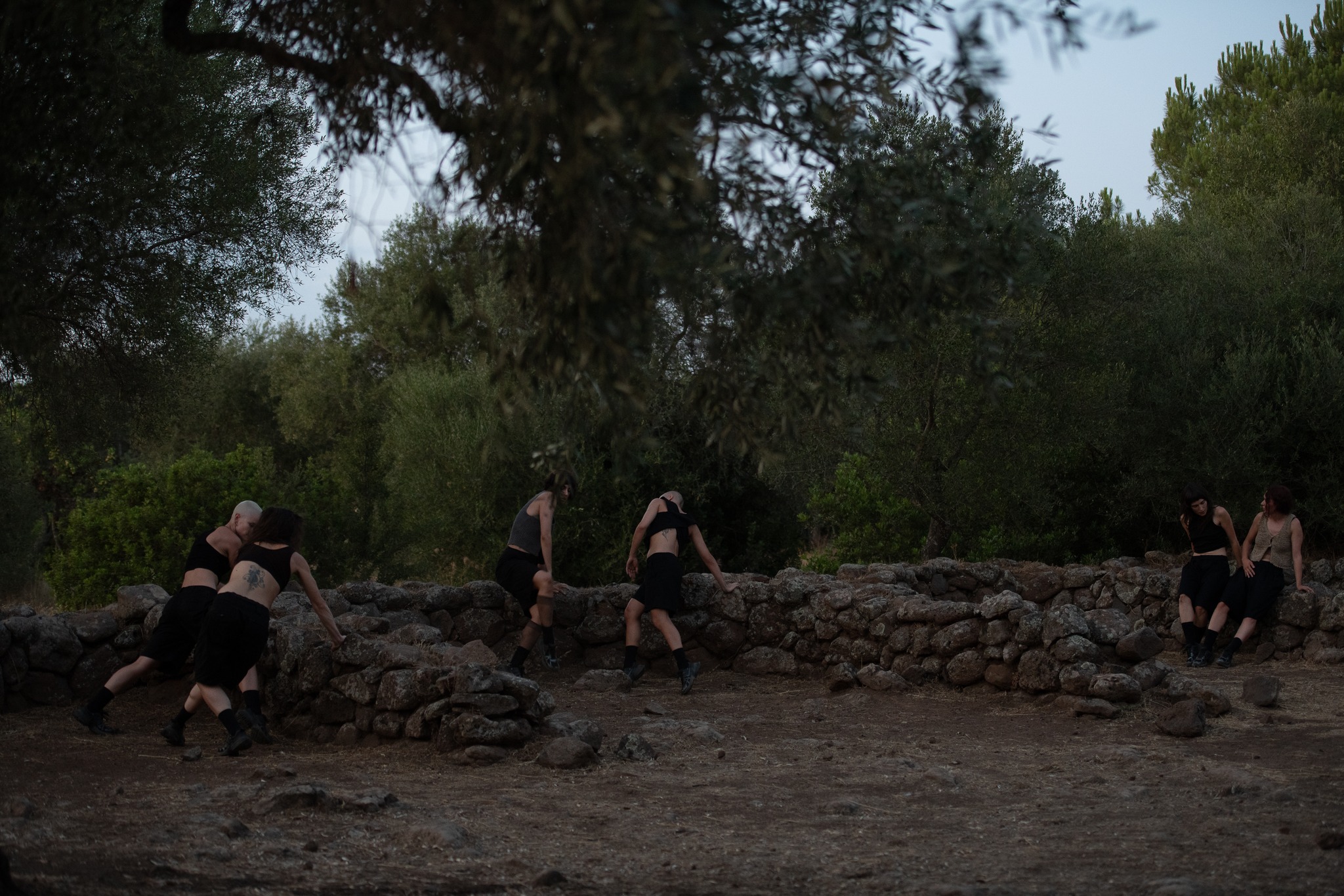 Santa Cristina | Brontë Poiré-Prest, Rachele Montis, Myriam Arseneault Campbell, Nunzia Picciallo, Châtelaine Côté-Rioux, Giulia Cannas © Laura Farneti pour Fuorimargine