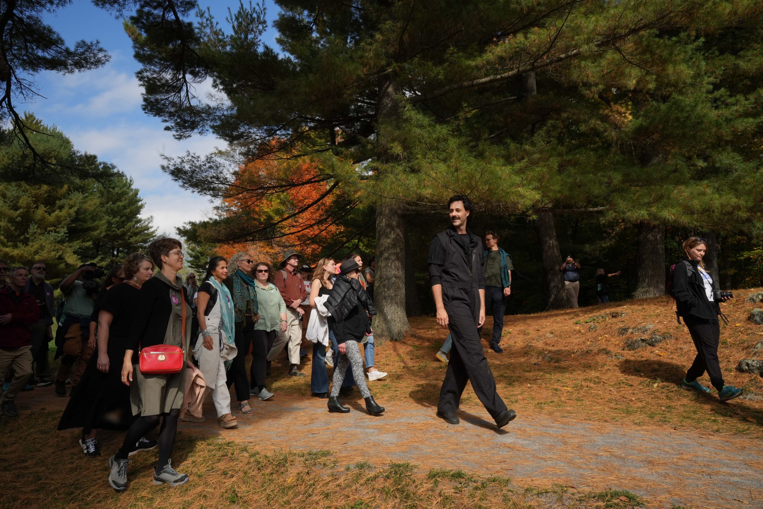 Ciel et terre | Myriam Arseneault Campbell, Jean-Benoit Labrecque, Abe Simon Mijnheer, Nicolas Patry, Brontë Poiré-Prest, Lou-Anne Rousseau @ Luc Senécal
